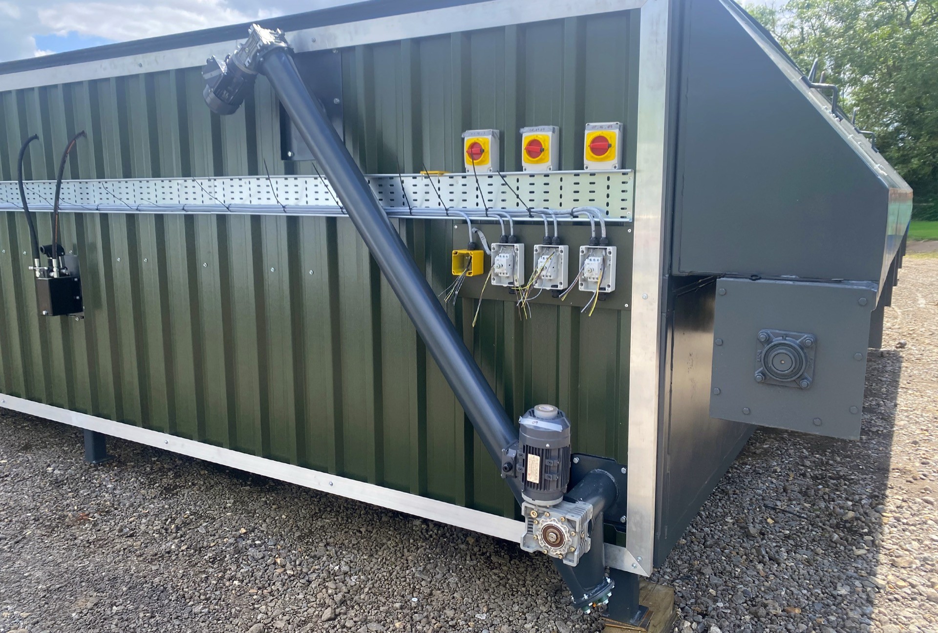 FlowDrya fines auger system