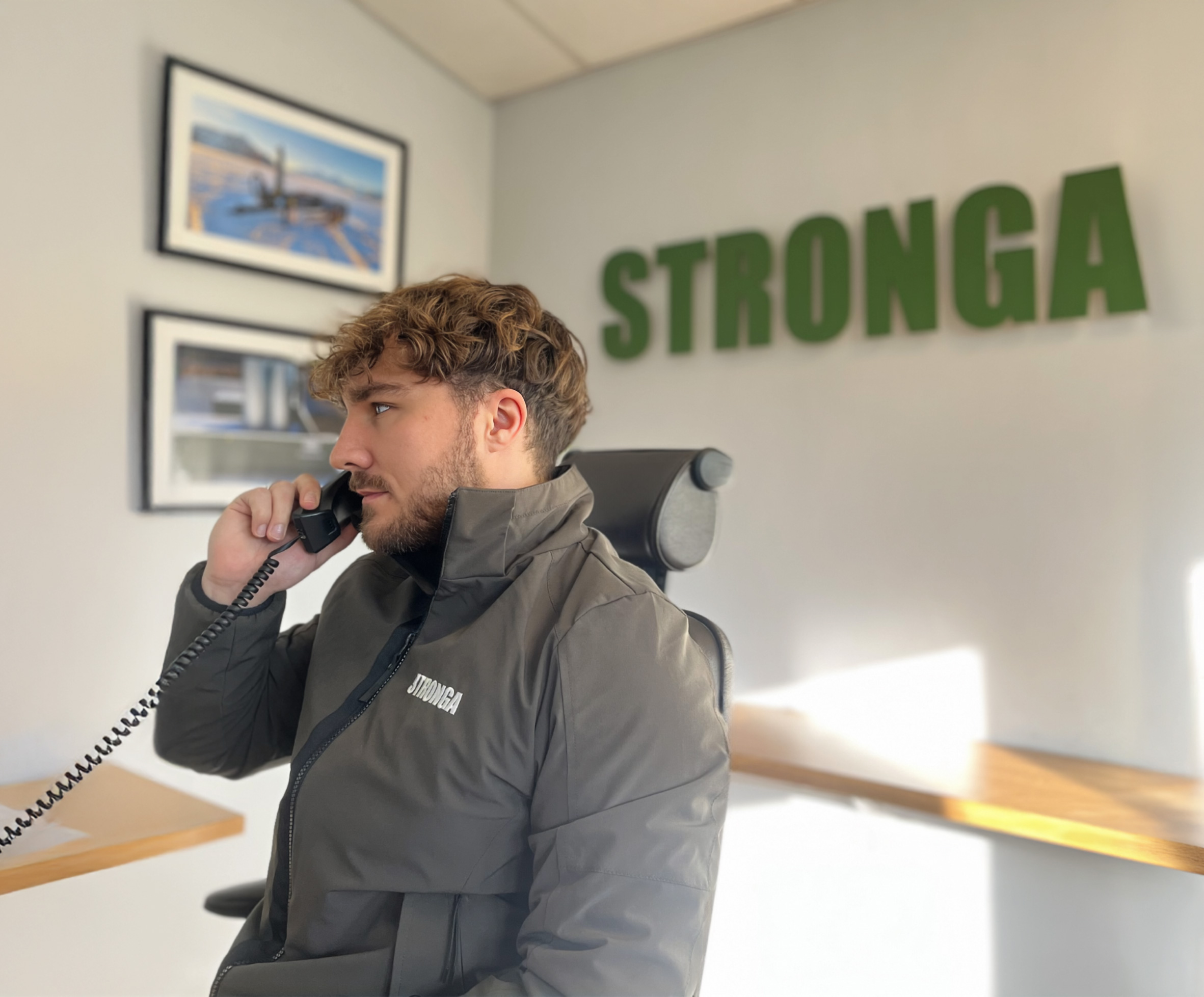 Stronga team collaborating on FlowDrya drying project