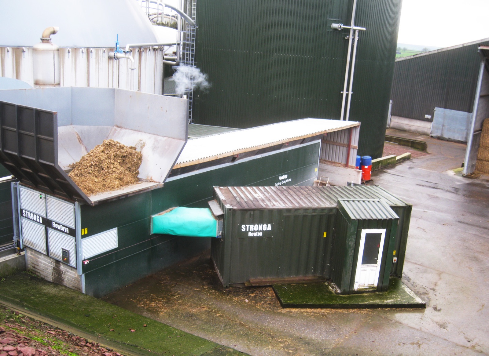Stronga FlowDrya Chopped Silage Dryer process: green crop harvest, drying, animal bedding and animal feed outputs