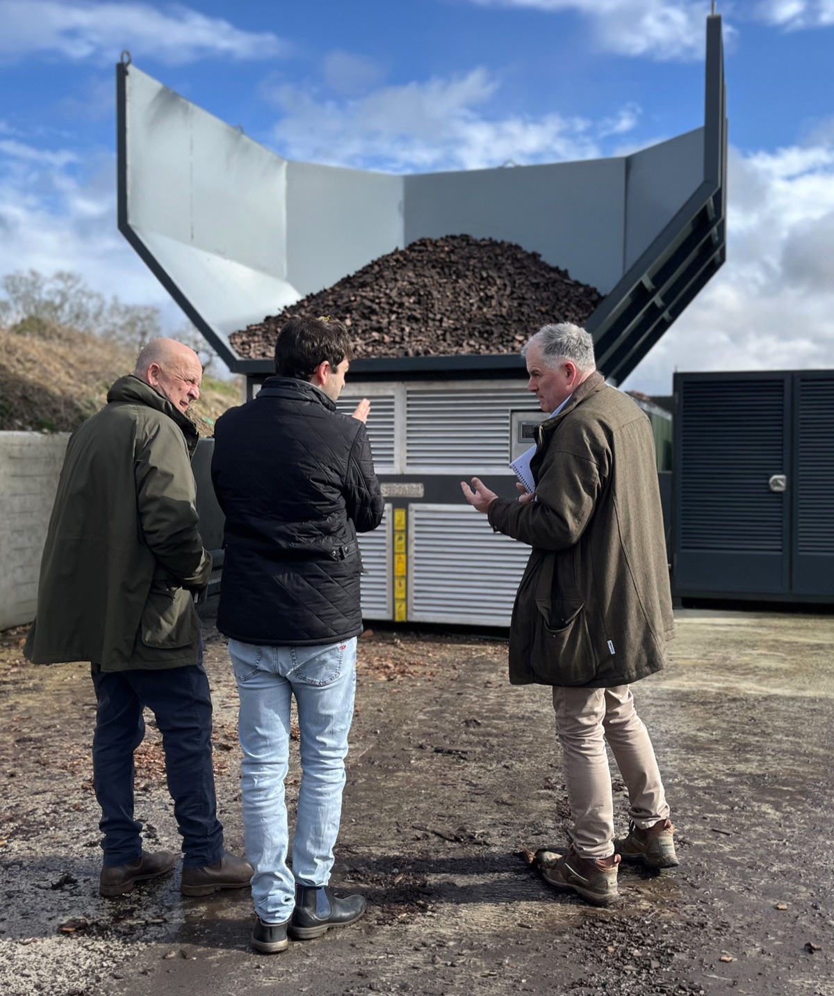 STRONGA FlowDrya specialists discussing a BSF frass drying installation on-site