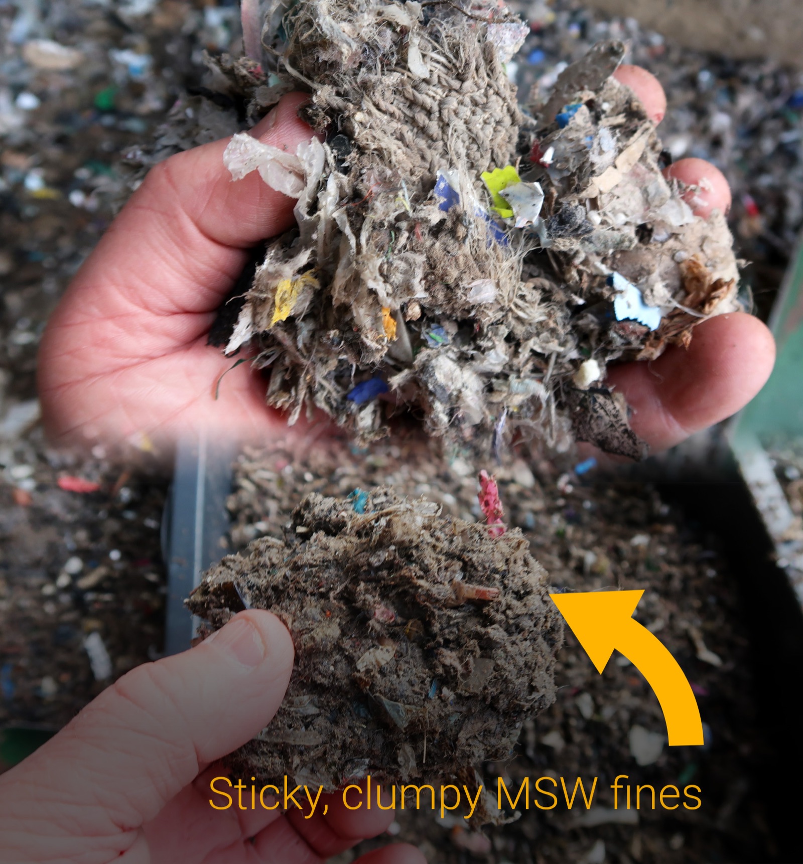 Sticky, clumpy MSW fines fractions broken apart and dried by FlowDrya PulseWave agitation