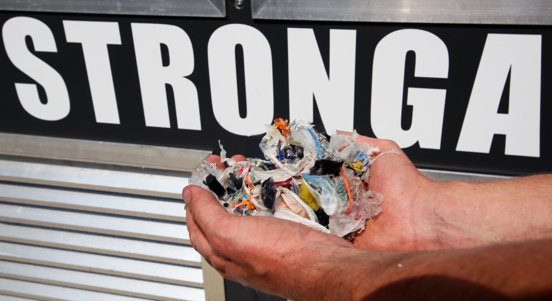 Drying Plastic Packaging Waste with FlowDrya